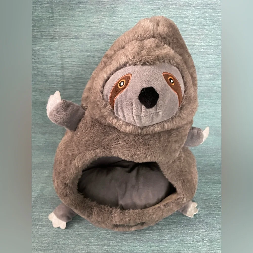 NANDOG Pet Gear Sloth Small Pet Bed Cozy Warm Super Soft Safe Space for your Pup